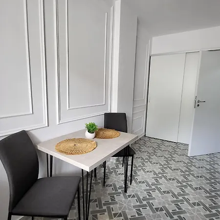 Iris Cozy Flat 25 Apartment *